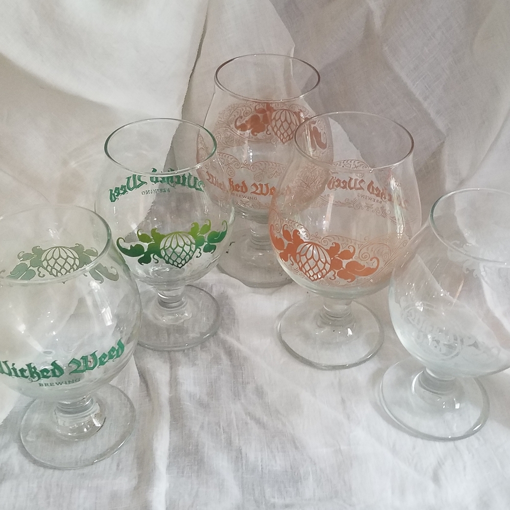 Lot of 6 tulip beer glasses Wicked Weed